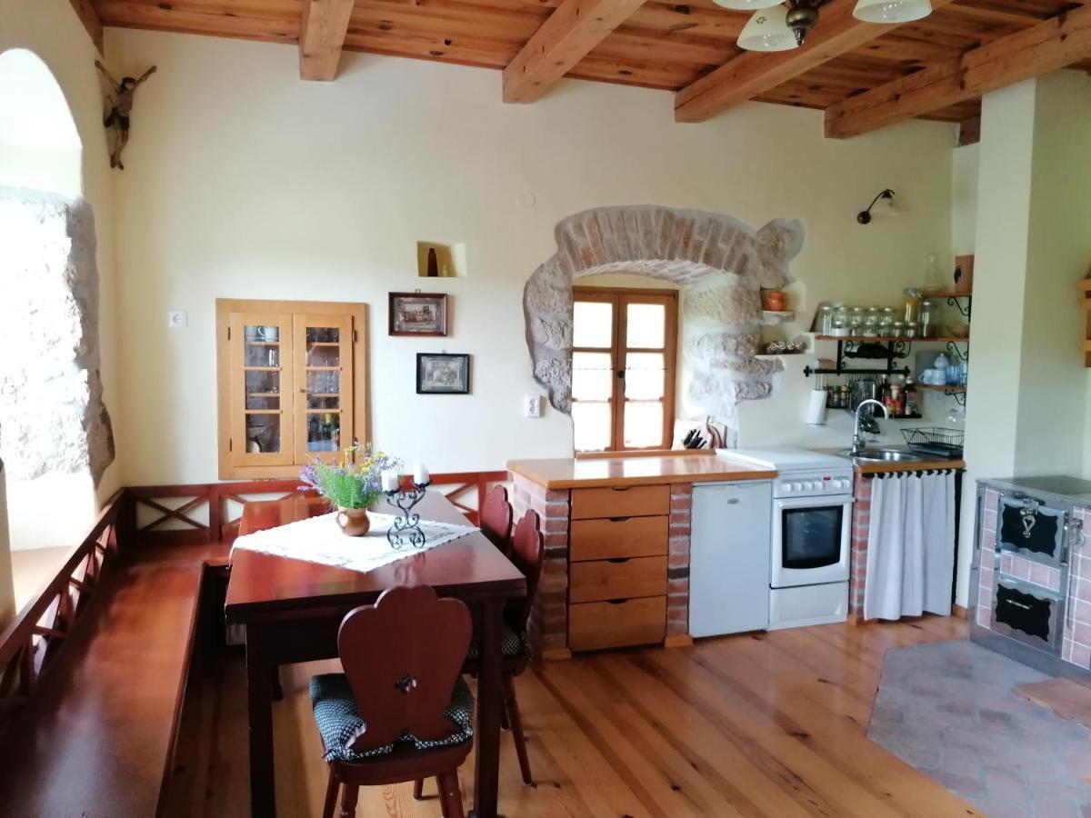 Holiday house apartment Voukov mlin Smarje pri Jelsah Buitenkant foto